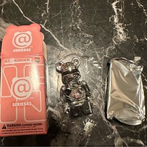 Bearbrick Series 45. Space Sheriff Gavan